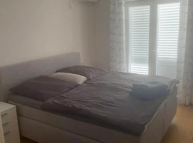 krevet i doručak Birk