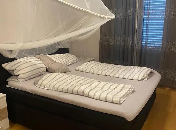 ベッド・アンド・ブレックファスト Birk Barbat na Rabu